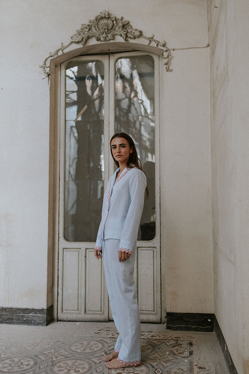 Pijama-de-rayas-celeste-mujer-3