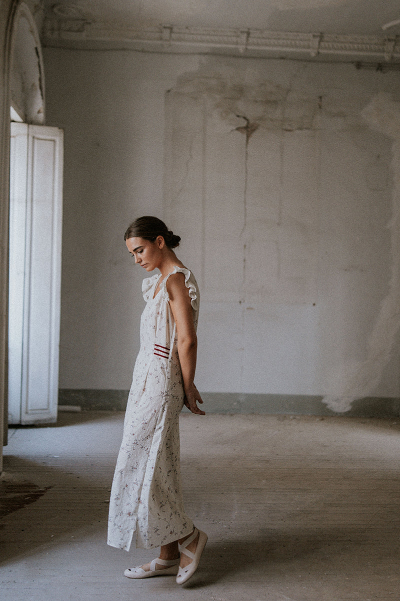 Camisón-blanco-de-flores-mujer-en-tejido-suave-4