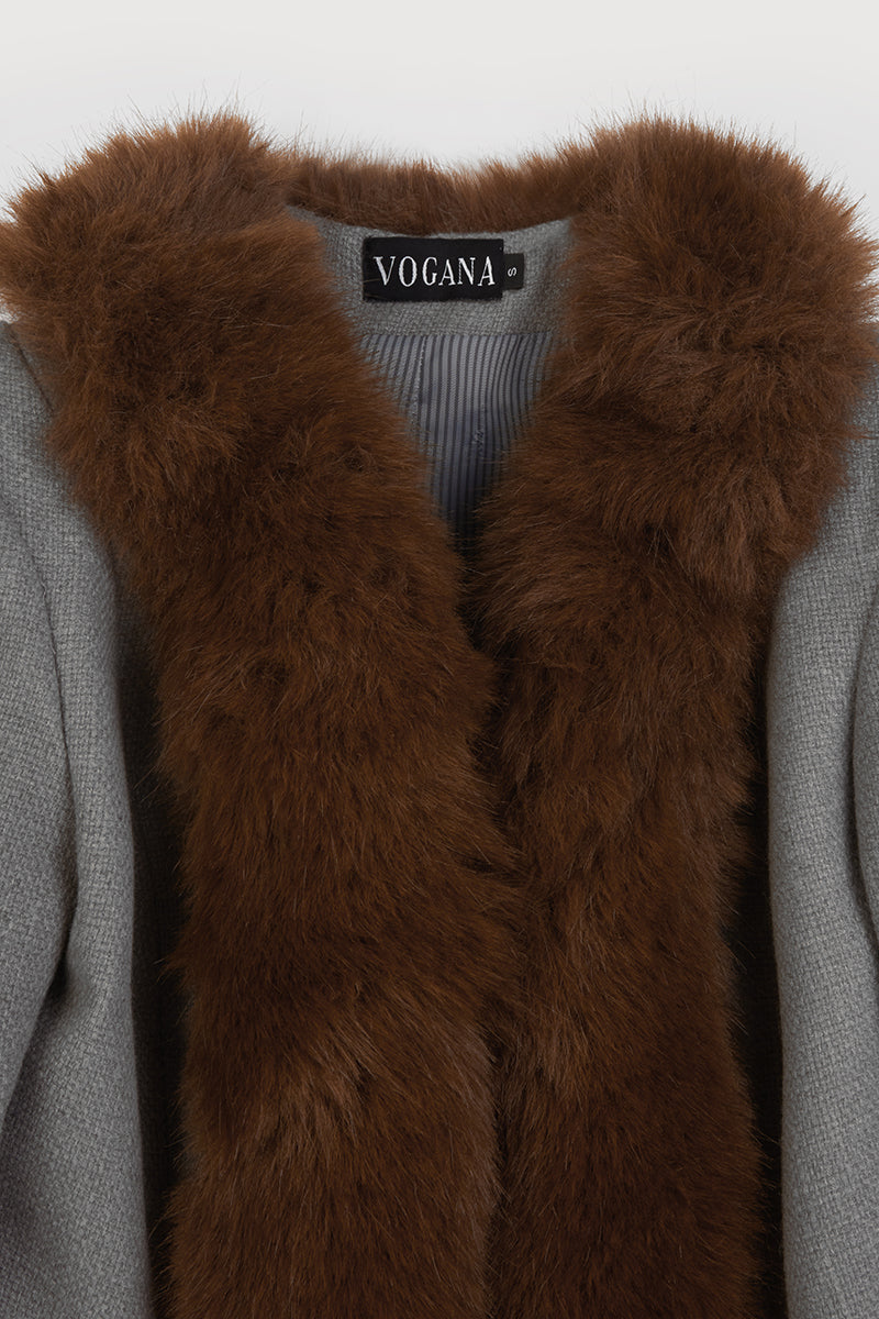 Abrigo-largo-gris-para-mujer-elegante 5