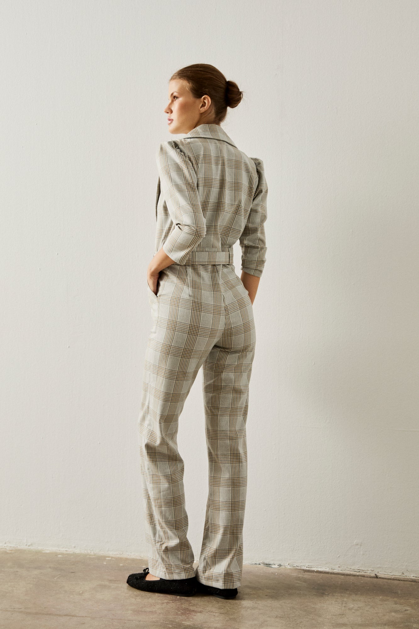 Mono de manga larga ajustado