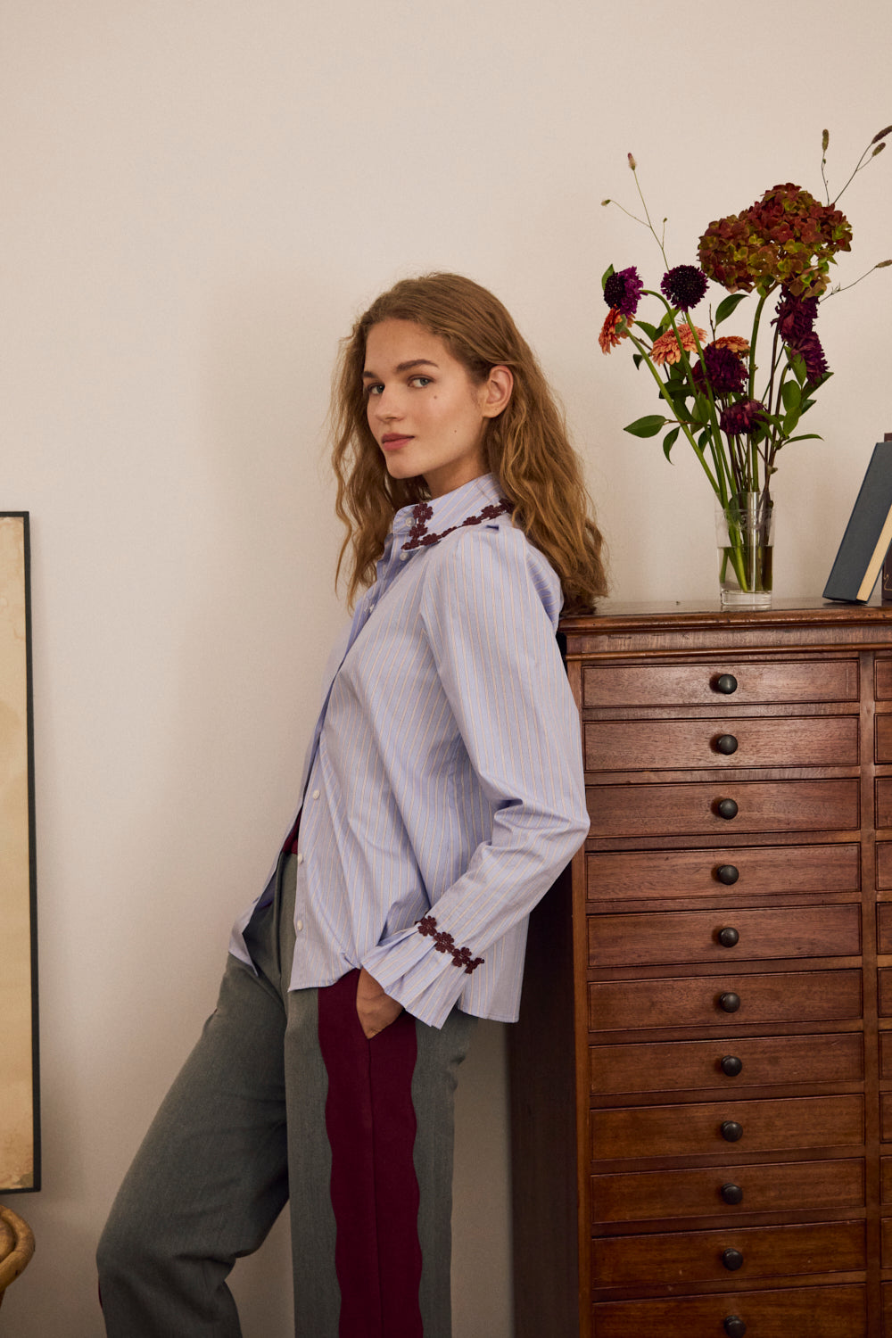 Camisa Rayas con Encaje Flor