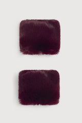 Punhos de Pelo Beringela