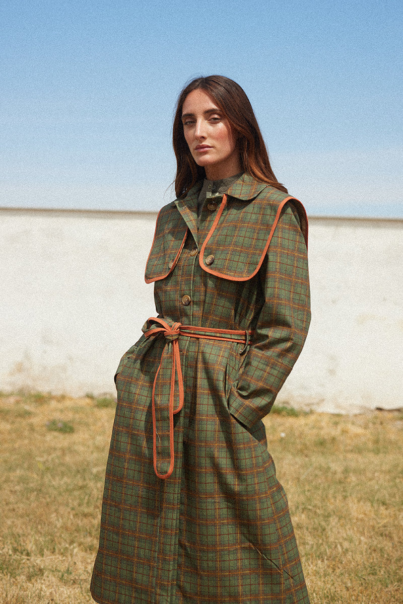 Sobretudo verde Leonora