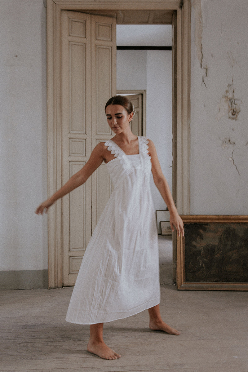 Camisón puntilla blanco